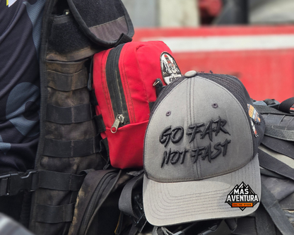 Gorra Go Far Not Fast
