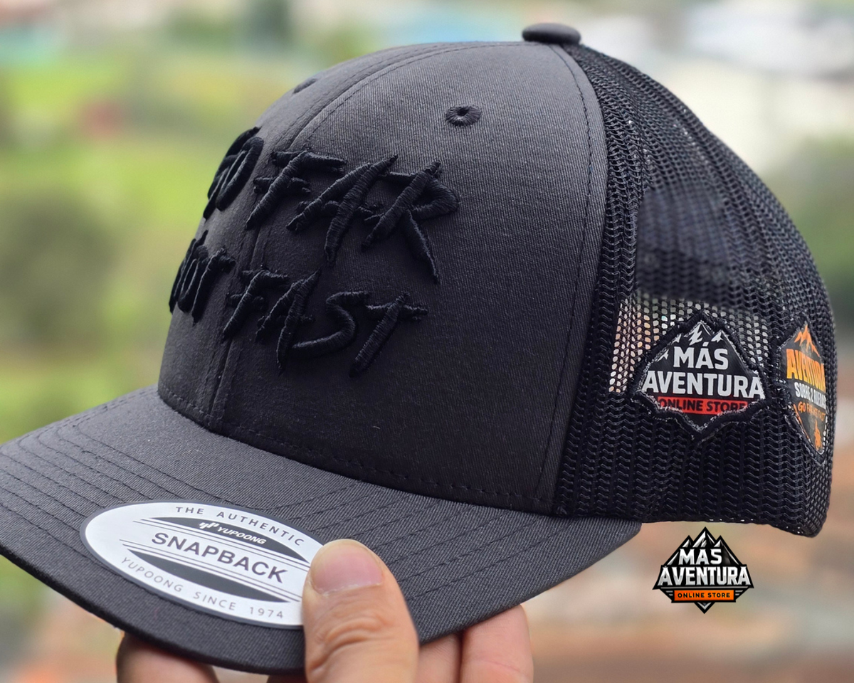 Gorra Go Far Not Fast